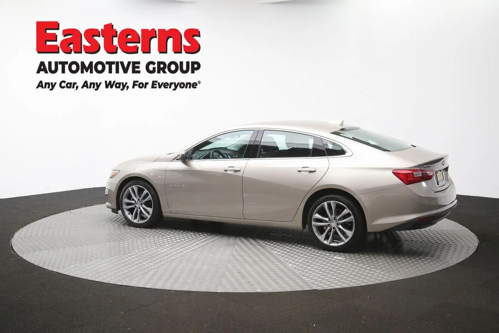 Used 2025 Gray Chevrolet LT image 62