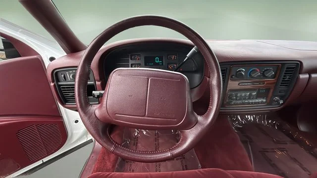 Used 1996 White Chevrolet Classic image 12