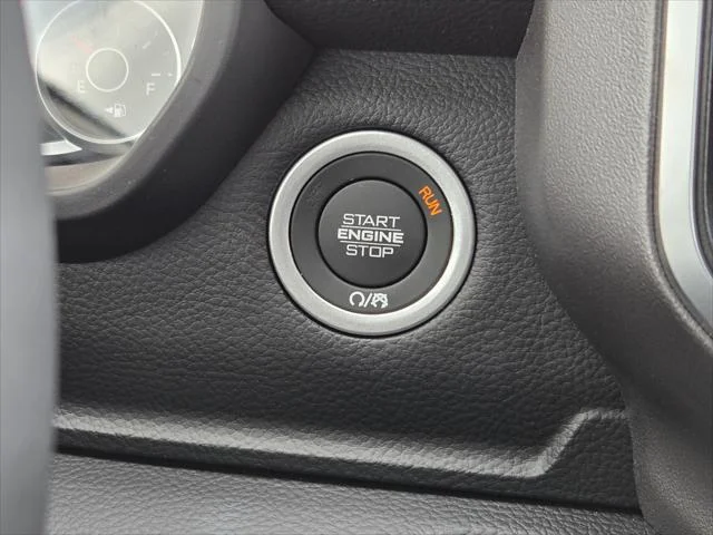 New 2026 Granite Crystal Metallic Clear-Coat Exterior Paint RAM Big Horn/Lone Star image 13