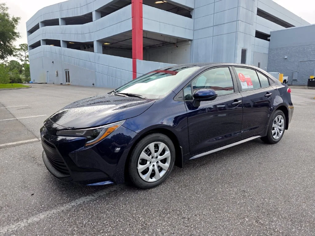 New 2027 Blueprint Toyota  LE image 3
