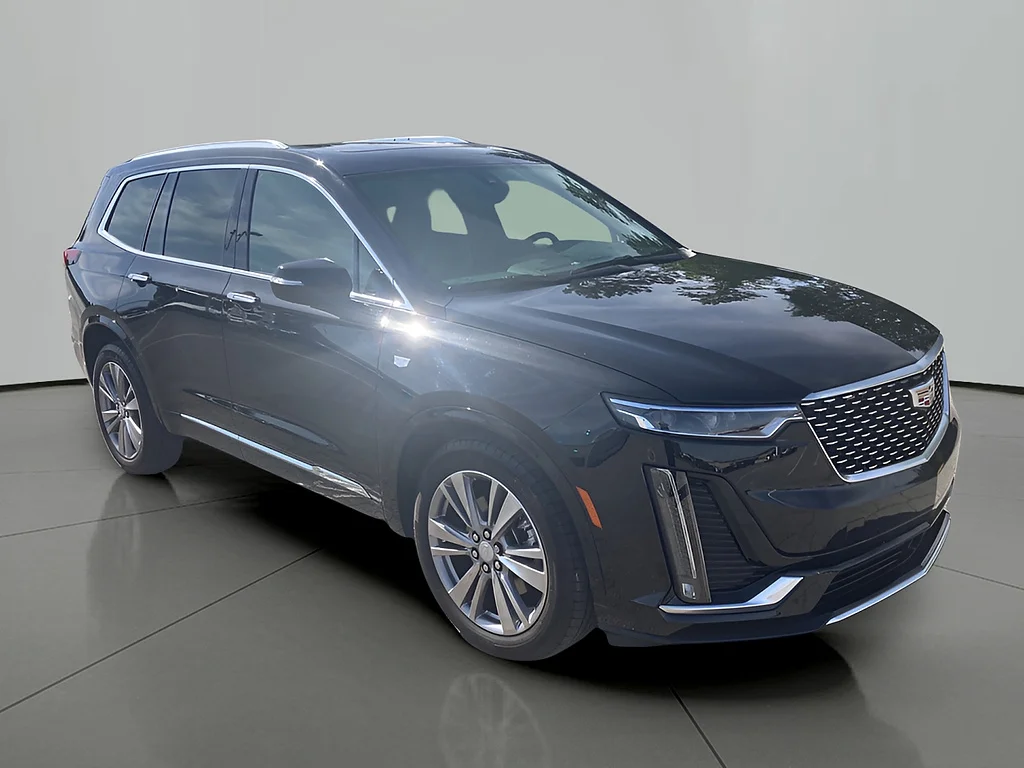 Certified Used 2025 Stellar Black Metallic Cadillac Premium Luxury image 7