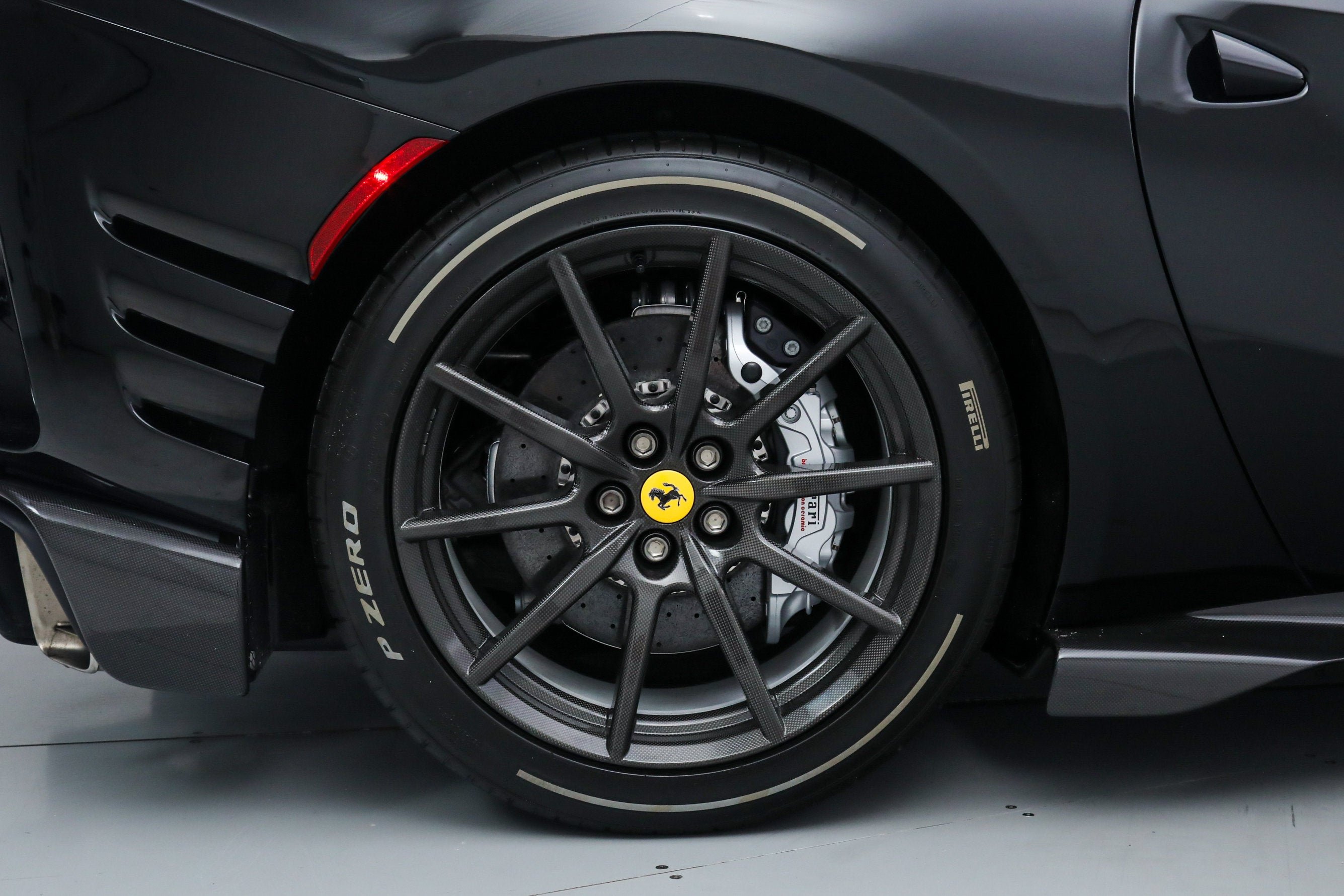 Used 2022 Nero Ferrari  image 45