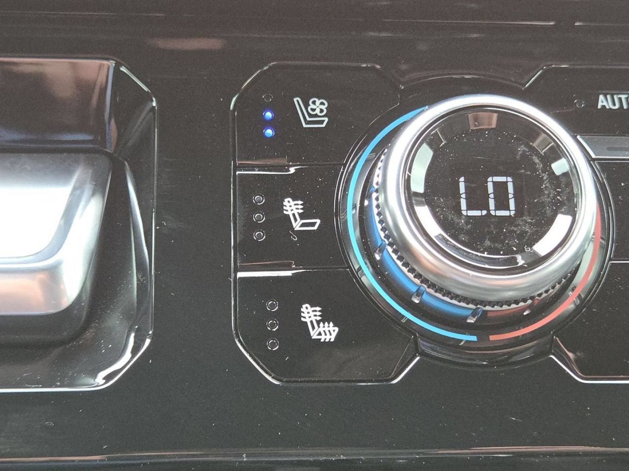 New 2026 Onyx Black GMC AT4X image 8