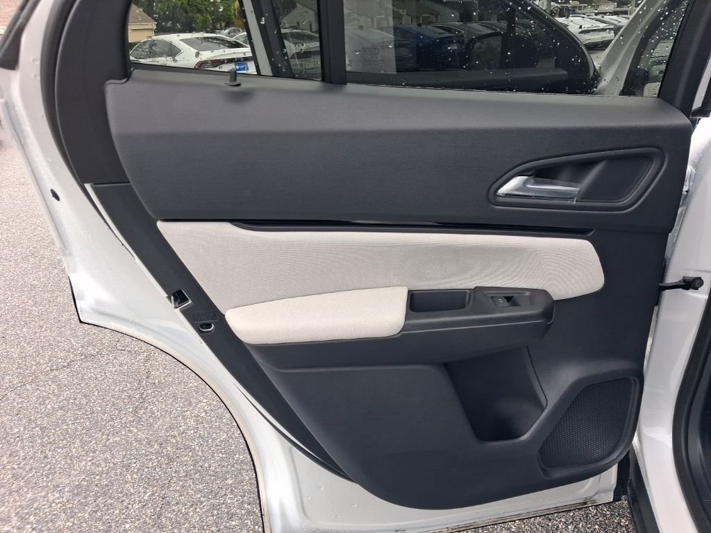 Used 2025  Honda EX image 22