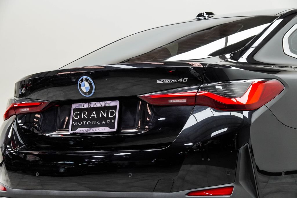 Used 2023 Black BMW eDrive40 image 13