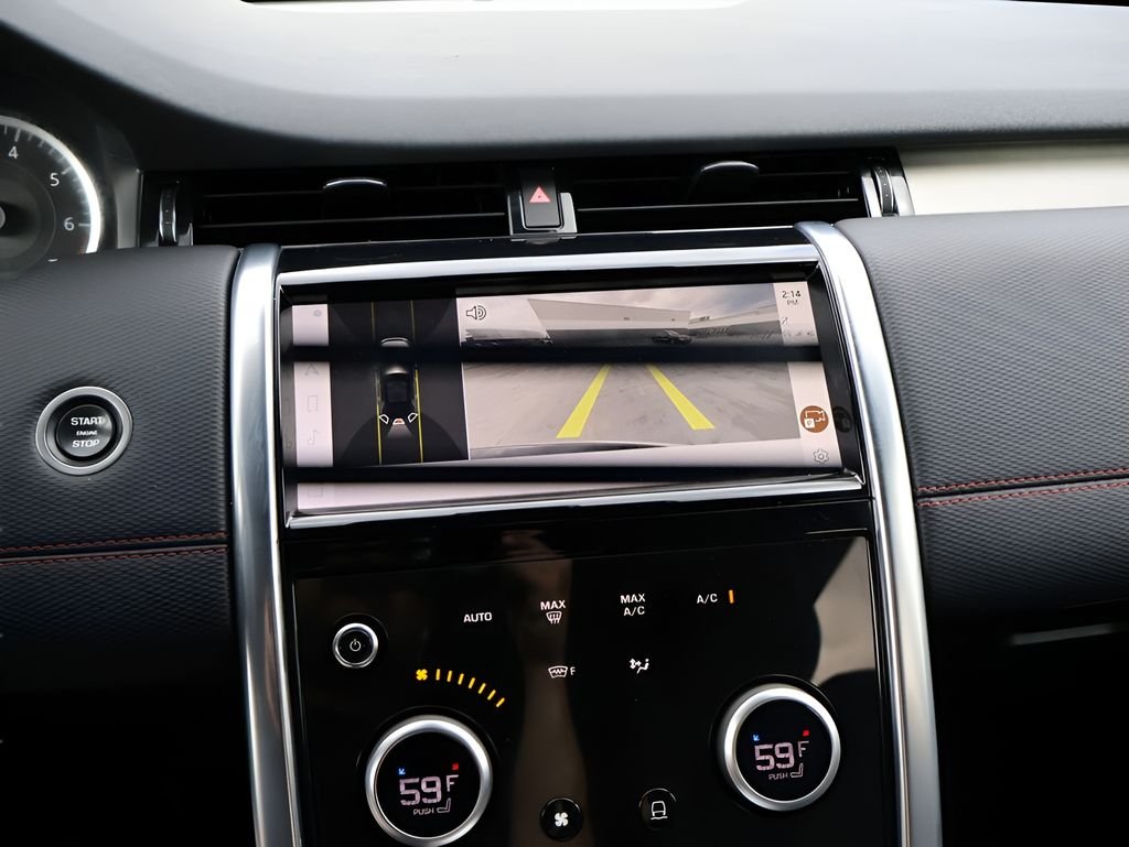 Used 2023 White Land Rover SE R-Dynamic image 23