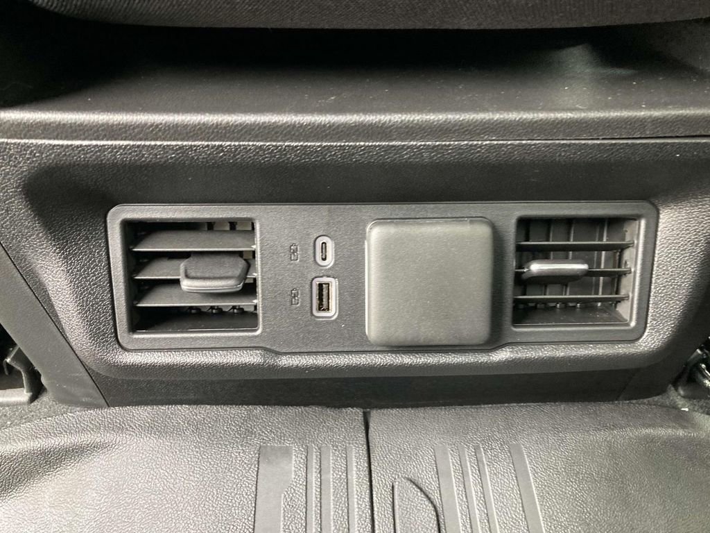 2026 GMC Sierra 1500 SLE - Photo 14