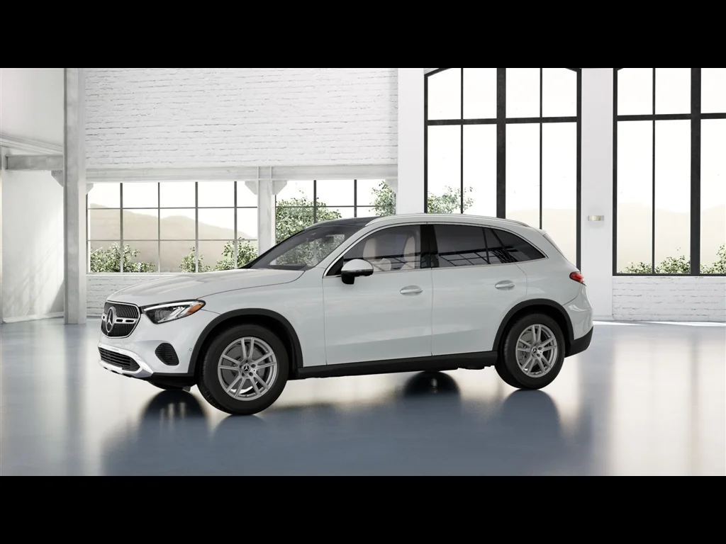 New 2026 MANUFAKTUR Moonlight White Metallic Mercedes-Benz GLC 300 image 32