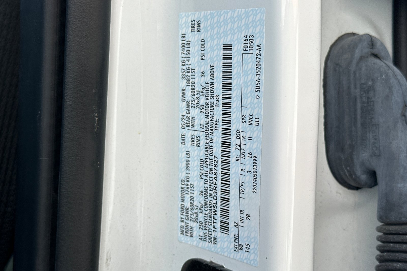 Used 2024 White Ford Lariat image 33