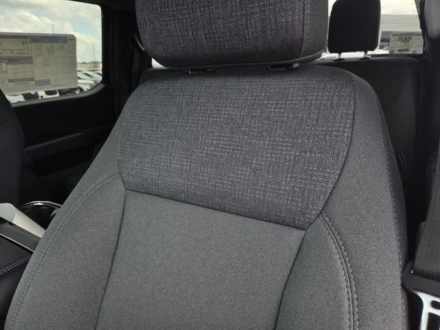 New 2026 Agate Black Metallic Ford XLT image 12