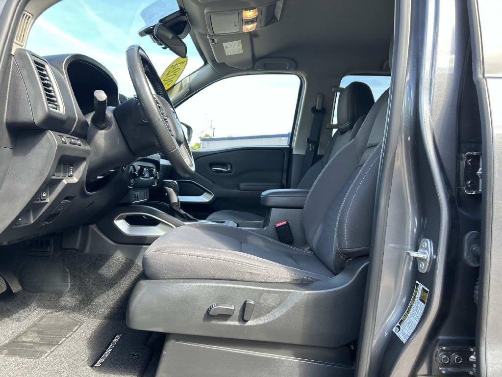 Used 2024 Gray Nissan SV image 13