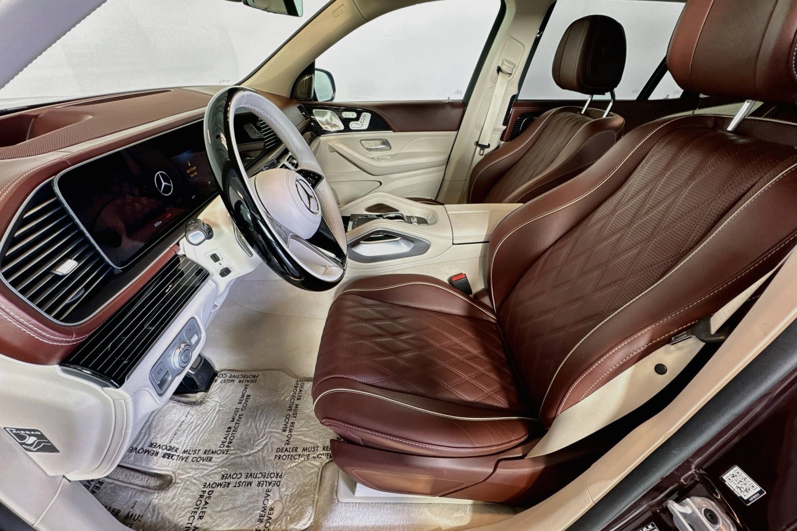 Used 2024 Obsidian Black Metallic Mercedes-Benz Maybach GLS 600 image 19