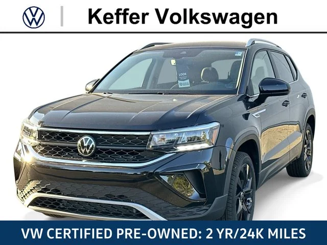 Certified Used 2023 Black Volkswagen 1.5T SE image 1