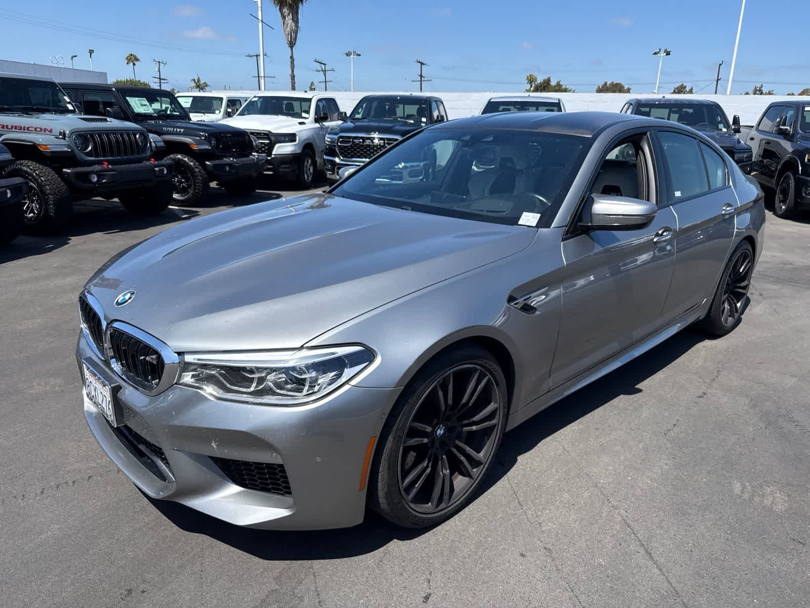 2018 BMW M5  AWD photo