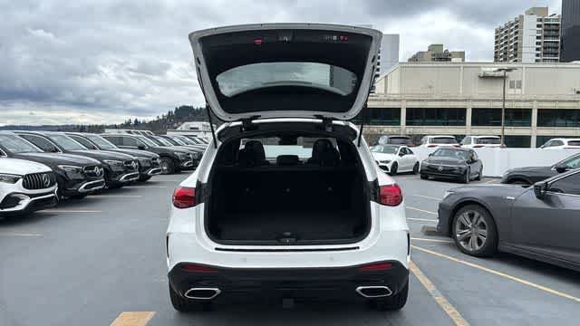 Certified Used 2026 Polar White Mercedes-Benz GLC 350e image 9