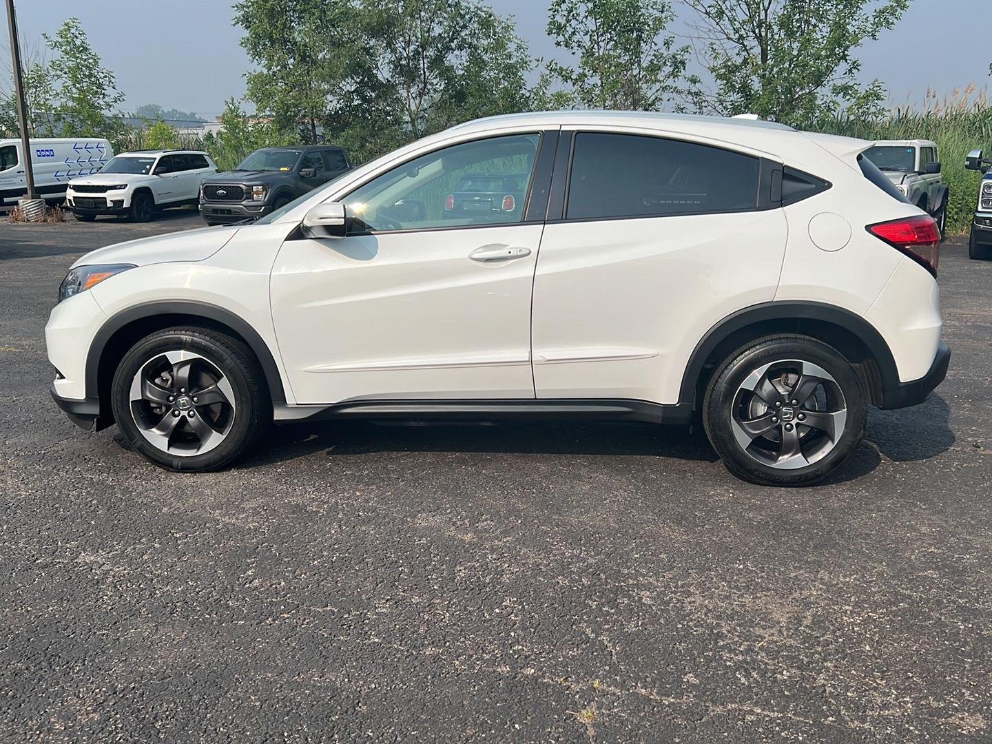 Used 2018 White Orchid Pearl Honda EX-L Navi image 20