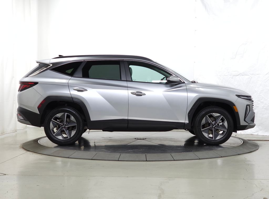 Certified Used 2026 Shimmering Silver Hyundai SEL image 13