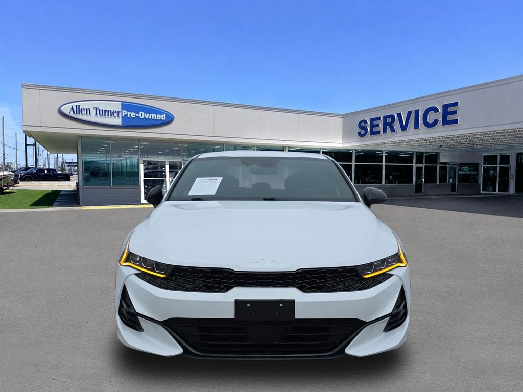 Used 2023 Glacial White Pearl Kia GT-Line image 3