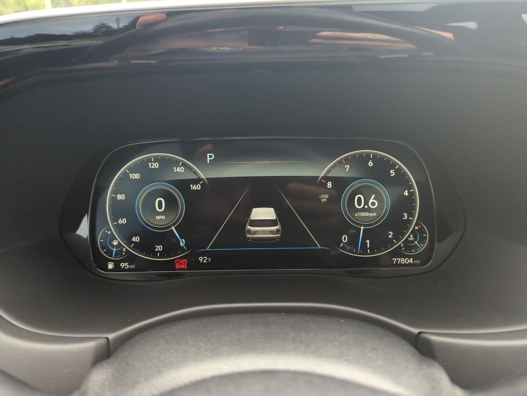 Used 2022 Black Hyundai Calligraphy image 43