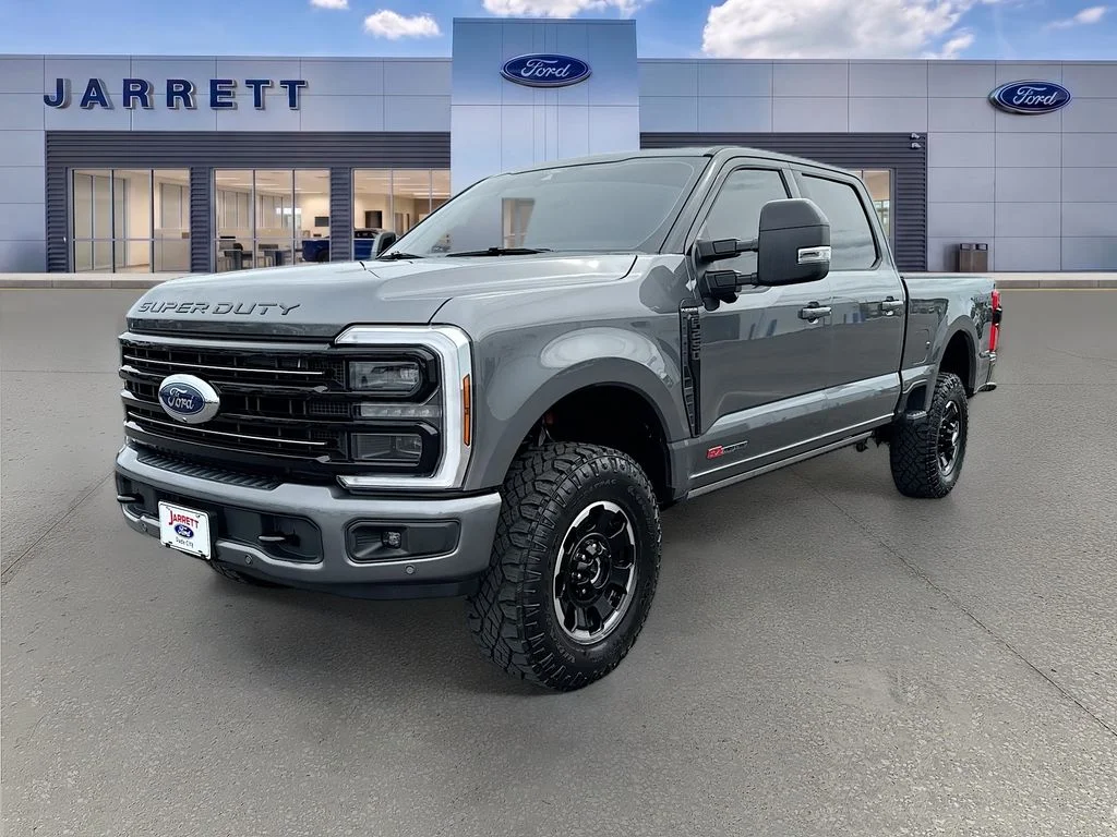 Certified Used 2026 Gray Ford Platinum image 3