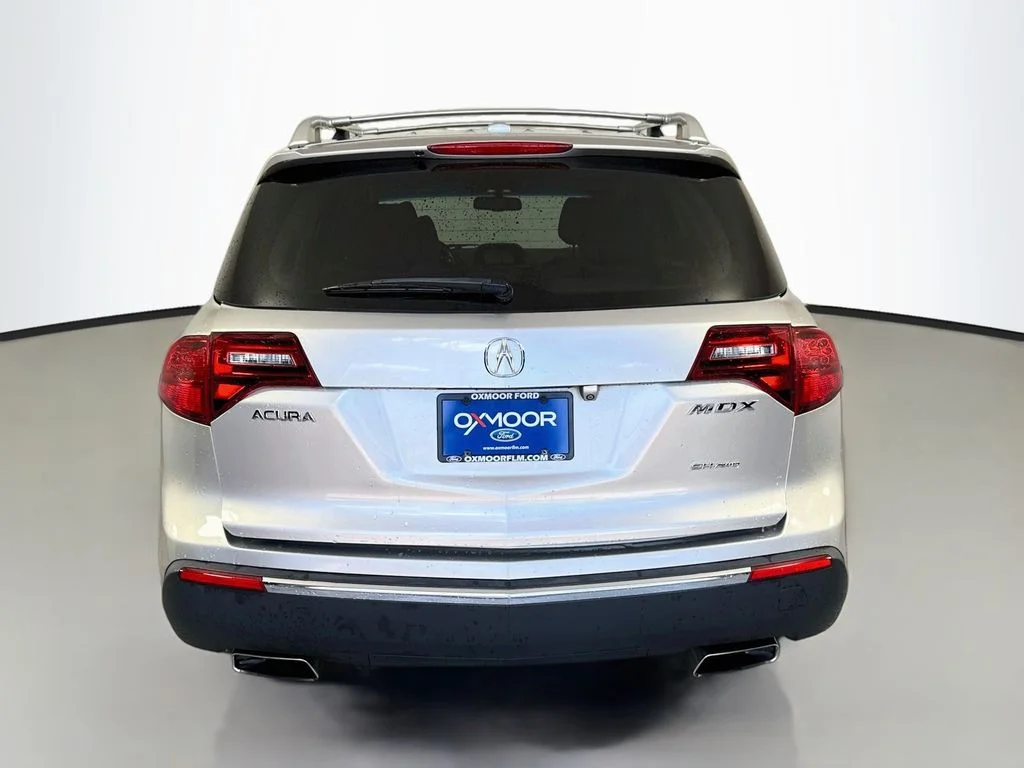 Used 2011 Silver Acura Tech/Entertainment Pkg image 12