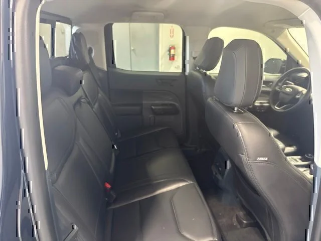 Used 2023 Black Ford Lariat image 21