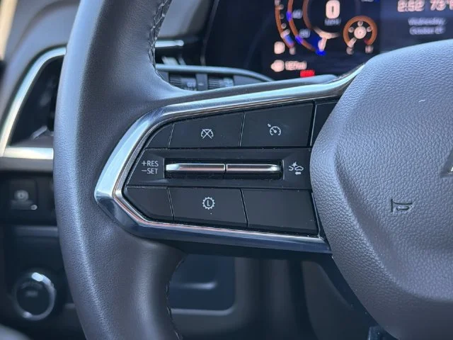Used 2025 Black Chevrolet LT image 28