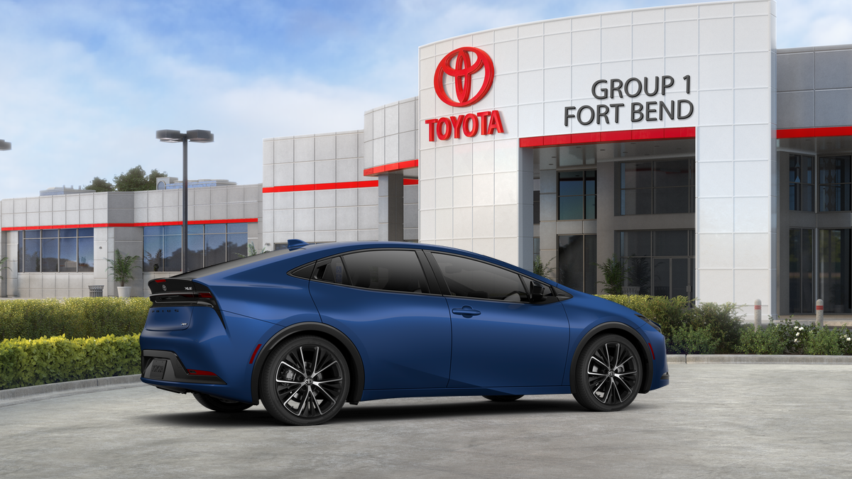 New 2026 Reservoir Blue Toyota XLE image 11