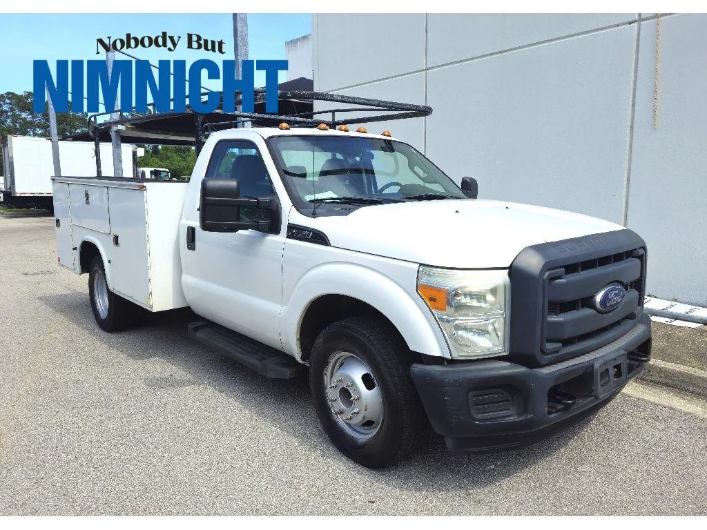 2014 Ford F-350 XL Regular Cab 141-In DRW's photo