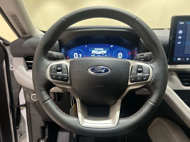 New 2026 Star White Metallic Tri-Coat Ford Active image 42