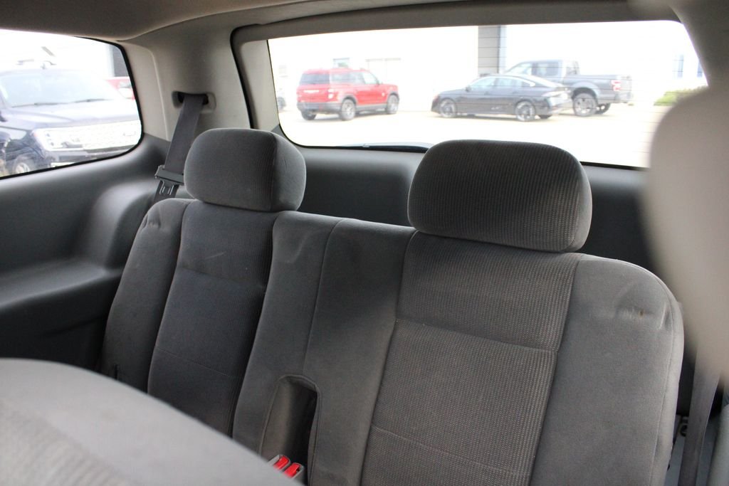 Used 2004 Blue Dodge SLT image 21