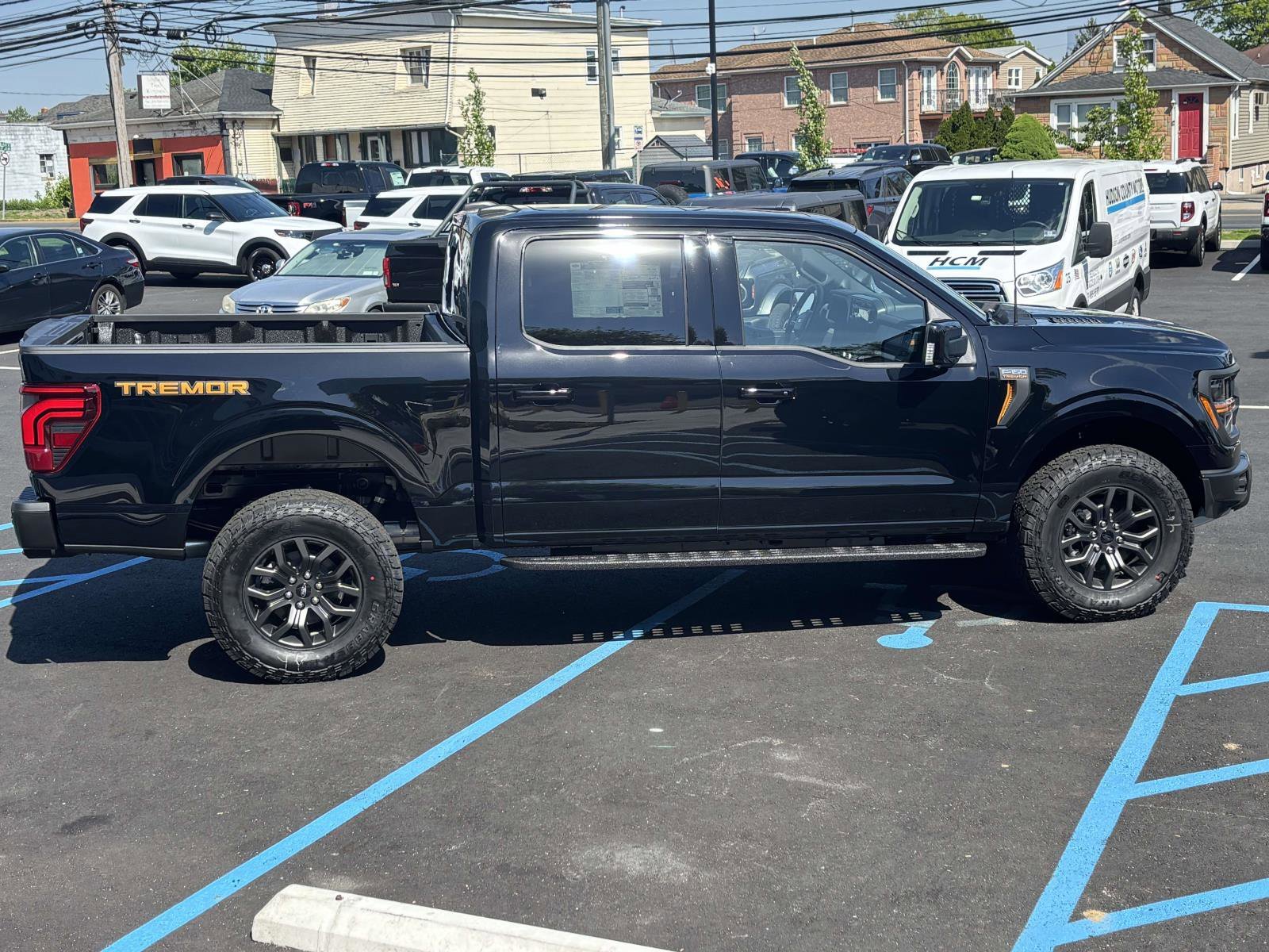 New 2026 Agate Black Metallic Ford Tremor® image 9