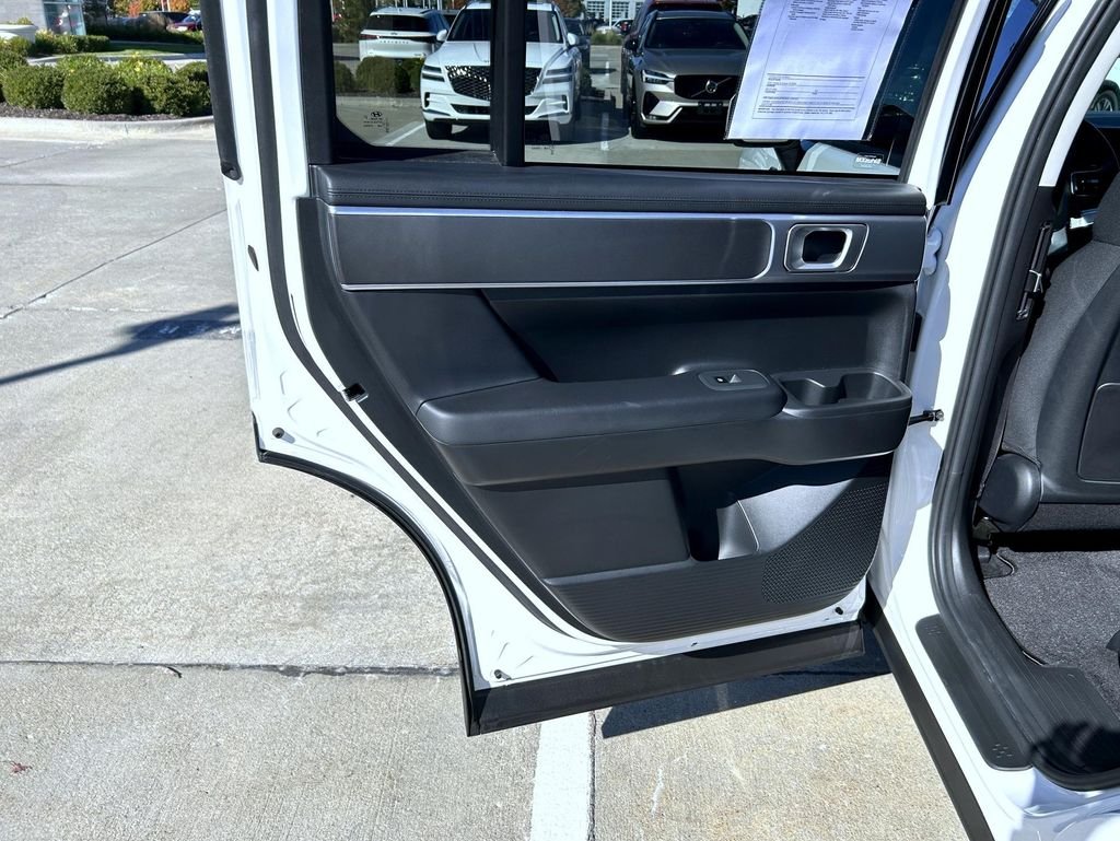 2025 Hyundai Santa Fe SE - Photo 22