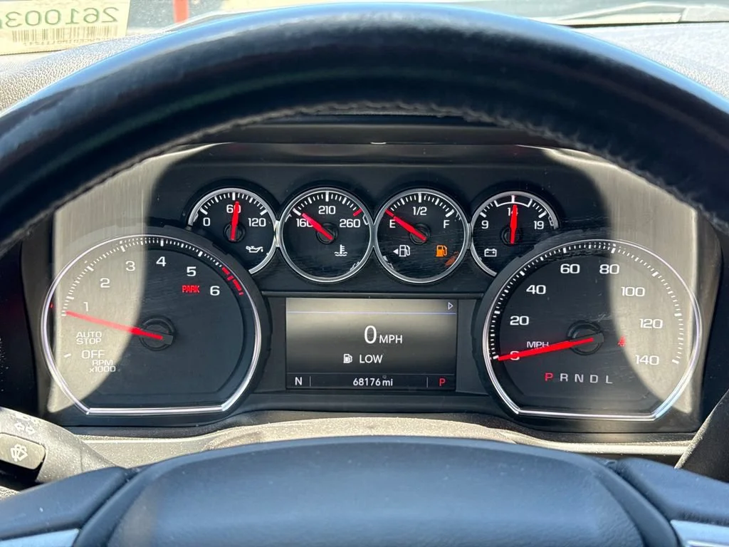 Used 2021 SHADOW GRAY METALLIC Chevrolet LT image 20
