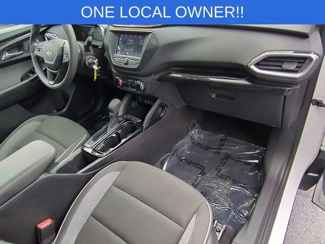 Used 2022 White Chevrolet LS image 35
