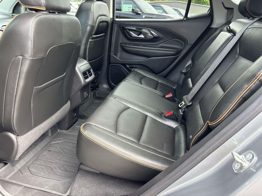 Used 2023 Silver GMC AT4 image 11