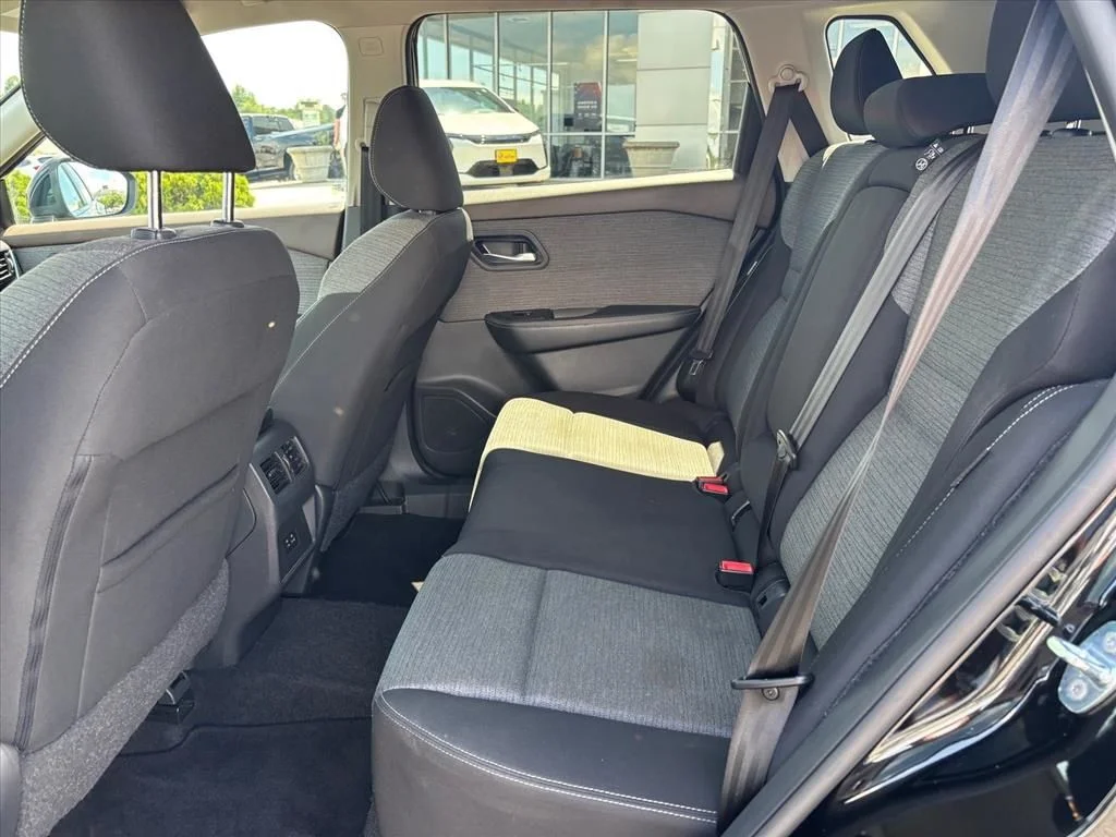 Used 2022 Black Nissan SV image 12