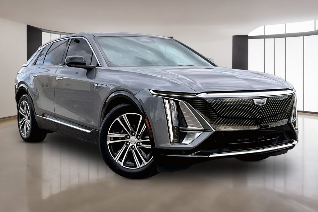 Used 2023 Gray Cadillac Luxury image 11
