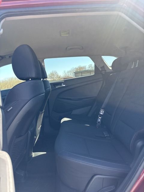 Used 2019 Red Hyundai Value image 6