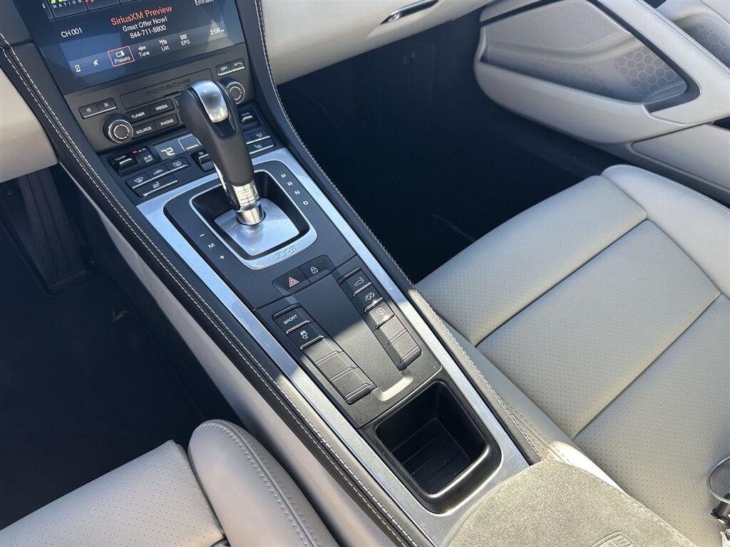 Used 2024  Porsche Style Edition image 30