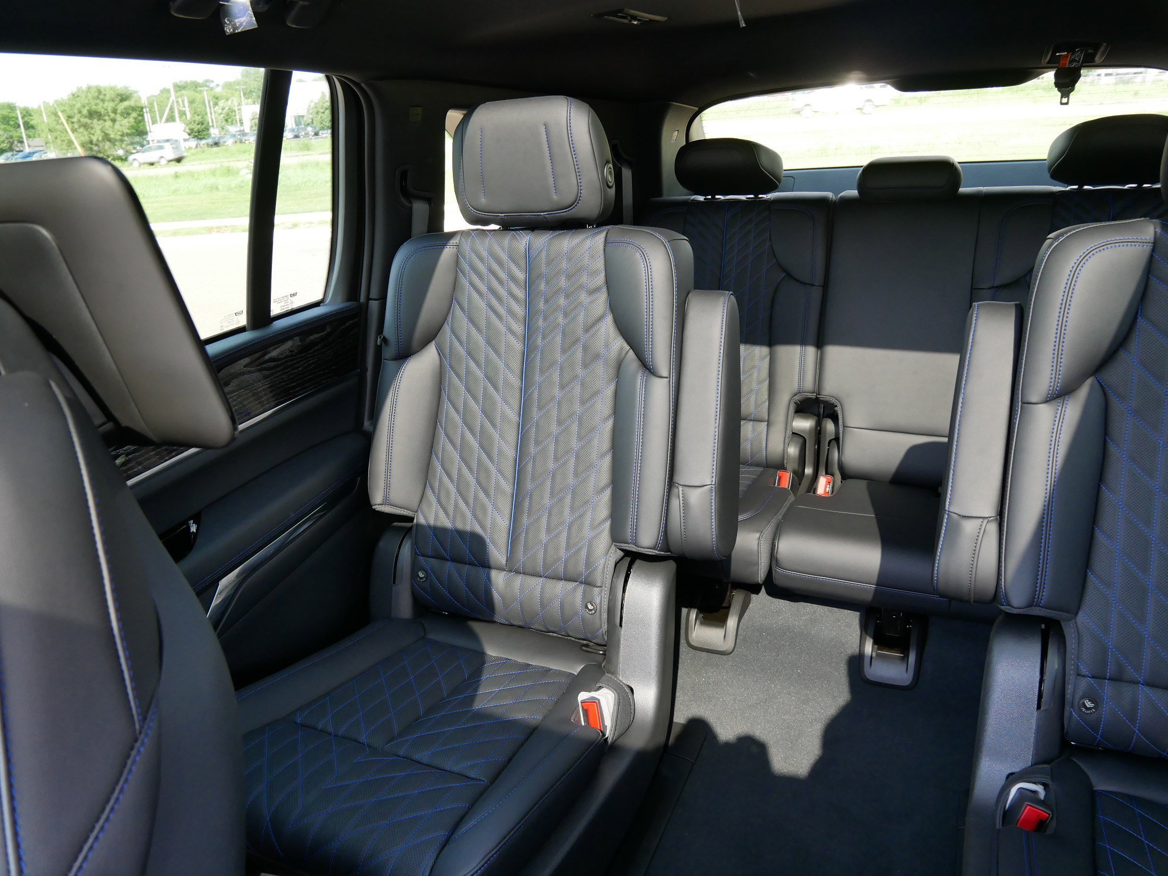 2026 Cadillac Escalade IQ Sport - Photo 10