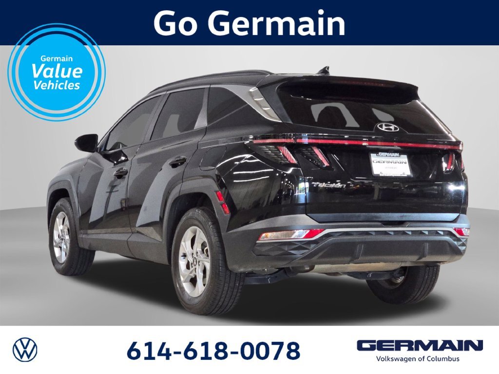 Used 2023 Phantom Black Hyundai SEL image 11