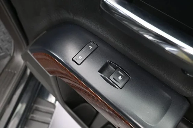 Used 2015 Black GMC SLE image 42