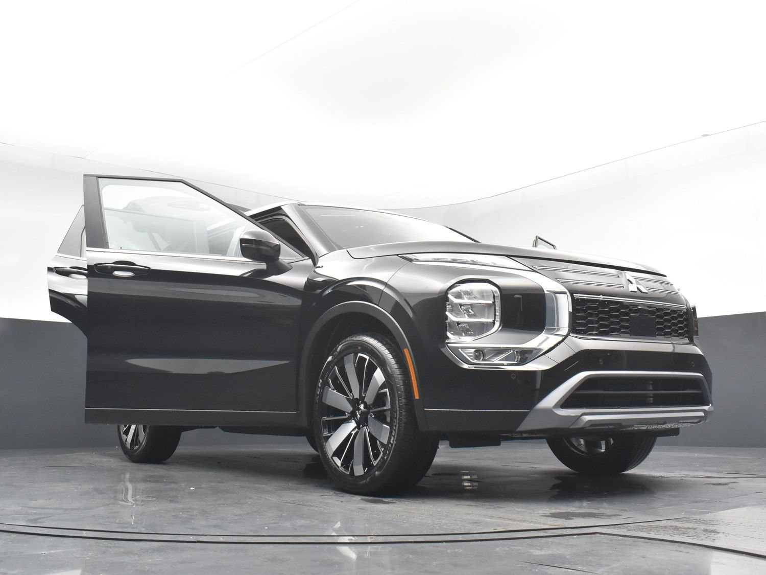 New 2026 Labrador Black Pearl Mitsubishi SE 1.5T S-AWC image 34