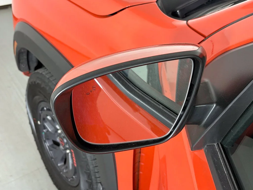Used 2025 Orange Nissan PRO-4X image 13