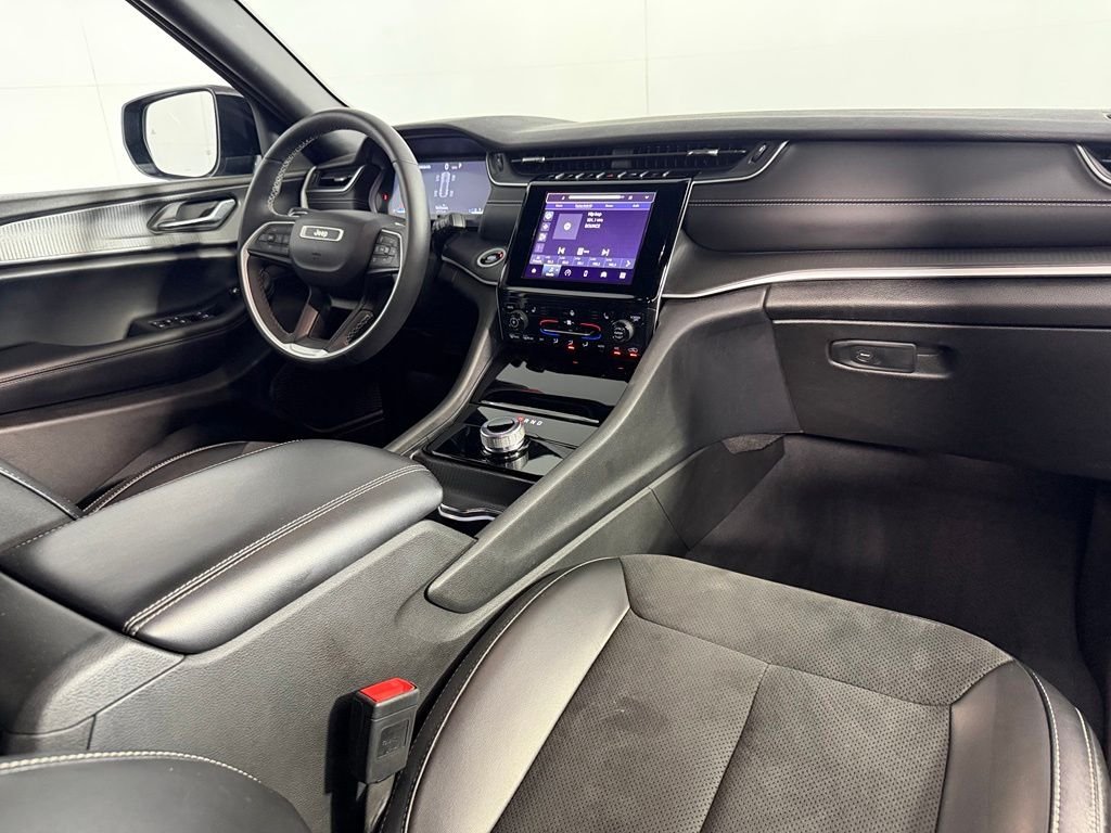 Certified Used 2024 Black Jeep Altitude image 14