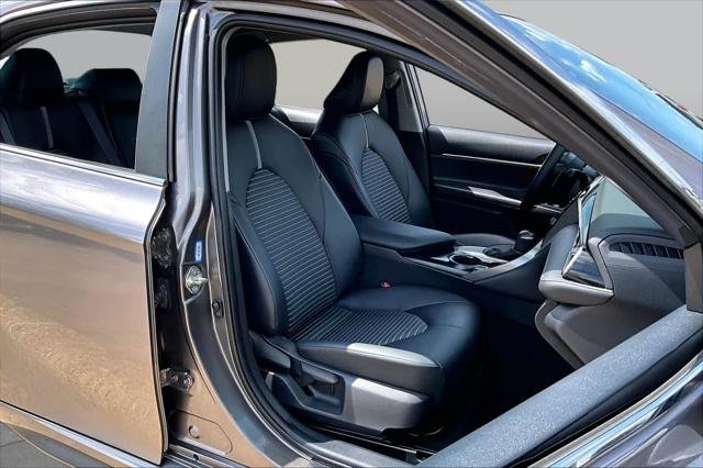 Certified Used 2020 PREDAWN GRAY MICA Toyota  image 9
