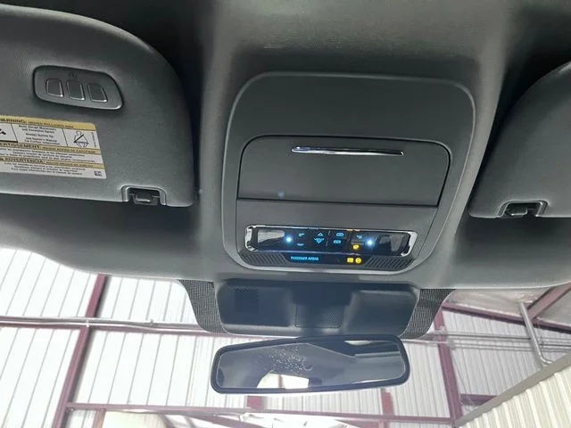 Used 2025 Blue Ford Lariat image 29