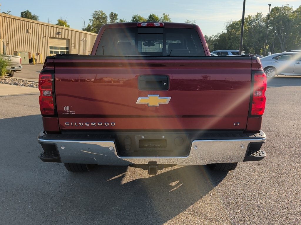 Used 2018 Cajun Red Tintcoat Chevrolet LT image 8
