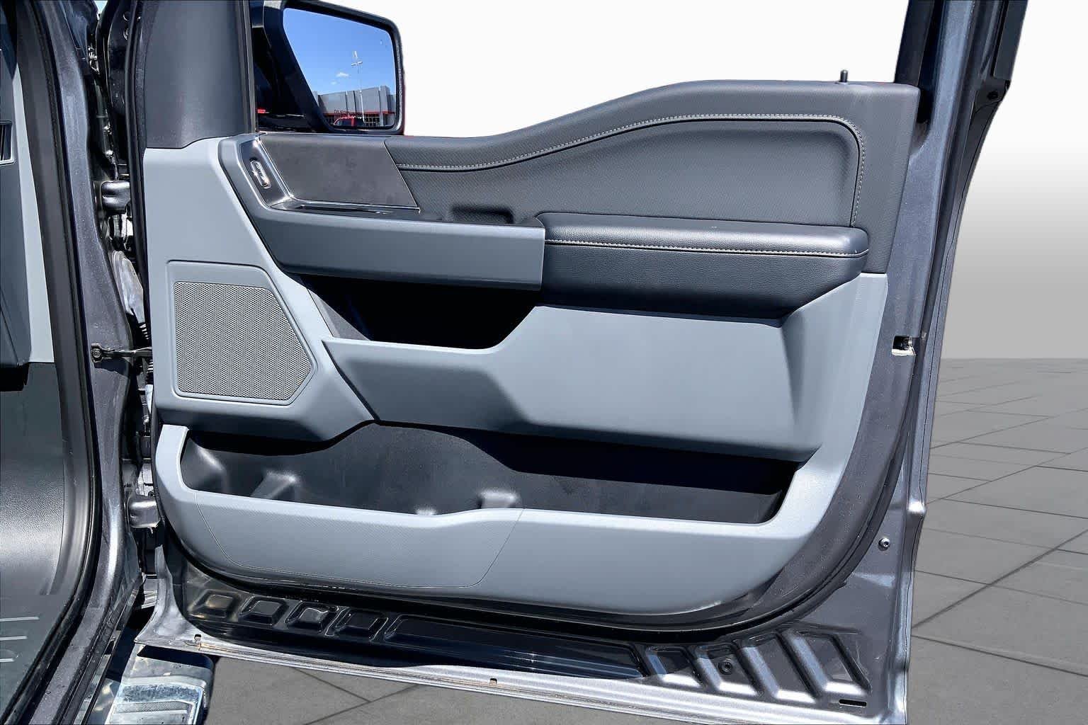Used 2024 Carbonized Gray Metallic Ford XLT image 23